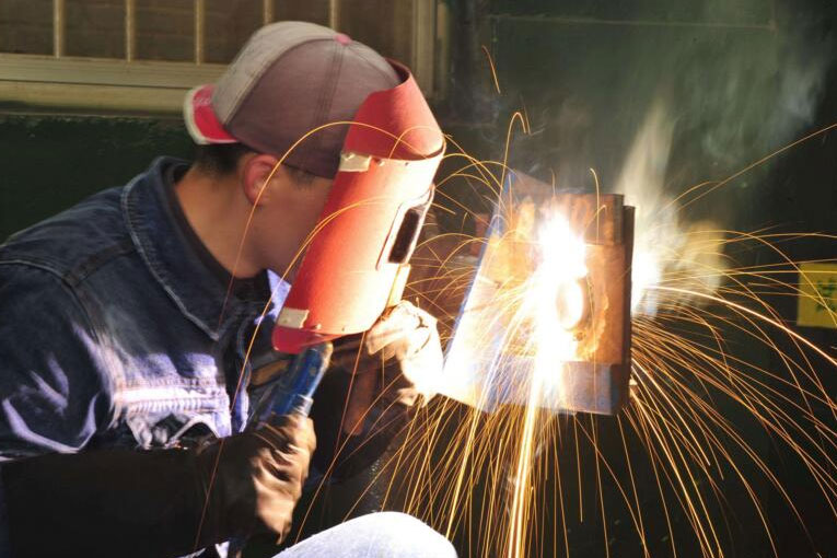 焊材庫(kù)、焊條庫(kù)、焊絲庫(kù)防潮除濕機(jī)